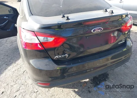 2013 Ford Focus Se z USA, uszkodzony, nr VIN 1FADP3F26DL216839